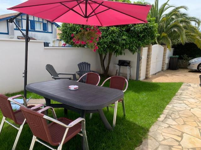 Appartement Les Hirondelles 2Km Plage-Wifi-Jardin-Parking-Draps Et Serviettes Hendaye Exterior photo